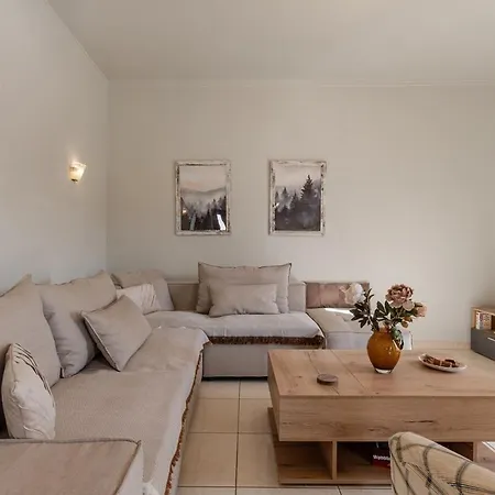 アパート Serenity 3br