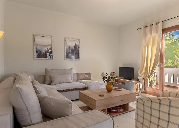 Serenity 3br Melanes