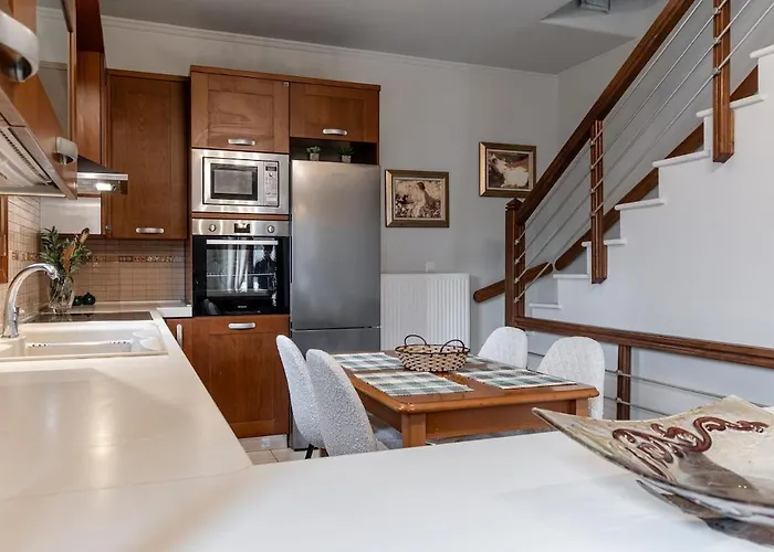 Serenity 3br Apartment Melanes